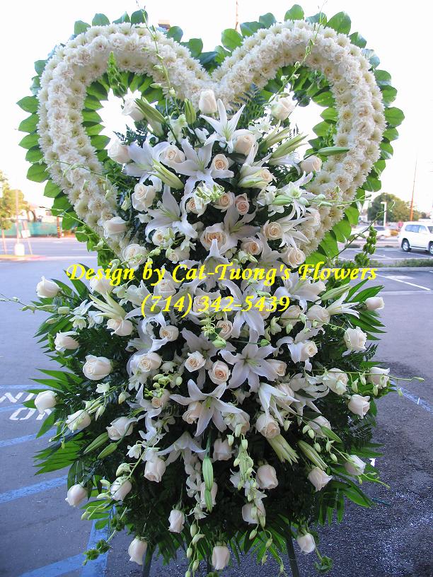 Cat Tuong Flowers Orange County Santa Ana Funeral Arrangement Heart