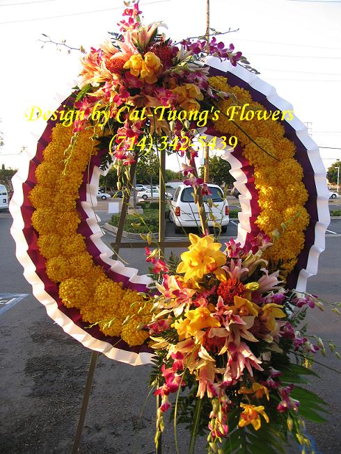 Cat Tuong Flowers Orange County Santa Ana Funeral Arrangement Wreath