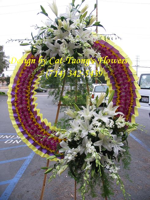 Cat Tuong Flowers Orange County Santa Ana Funeral Arrangement Wreath