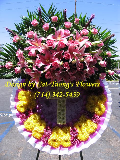 Cat Tuong Flowers Orange County Santa Ana Funeral Arrangement Wreath