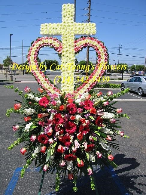 Cat Tuong Flowers Orange County Santa Ana Funeral Arrangement Cross