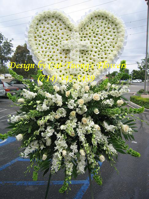 Cat Tuong Flowers Orange County Santa Ana Funeral Arrangement Heart