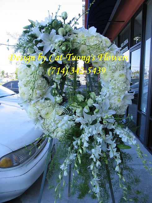 Cat Tuong Flowers Orange County Santa Ana Funeral Arrangement Wreath