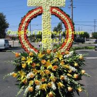 Cat Tuong Flowers Orange County Santa Ana Funeral Arrangement Cross