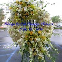 Cat Tuong Flowers Orange County Santa Ana Funeral Arrangement Wreath